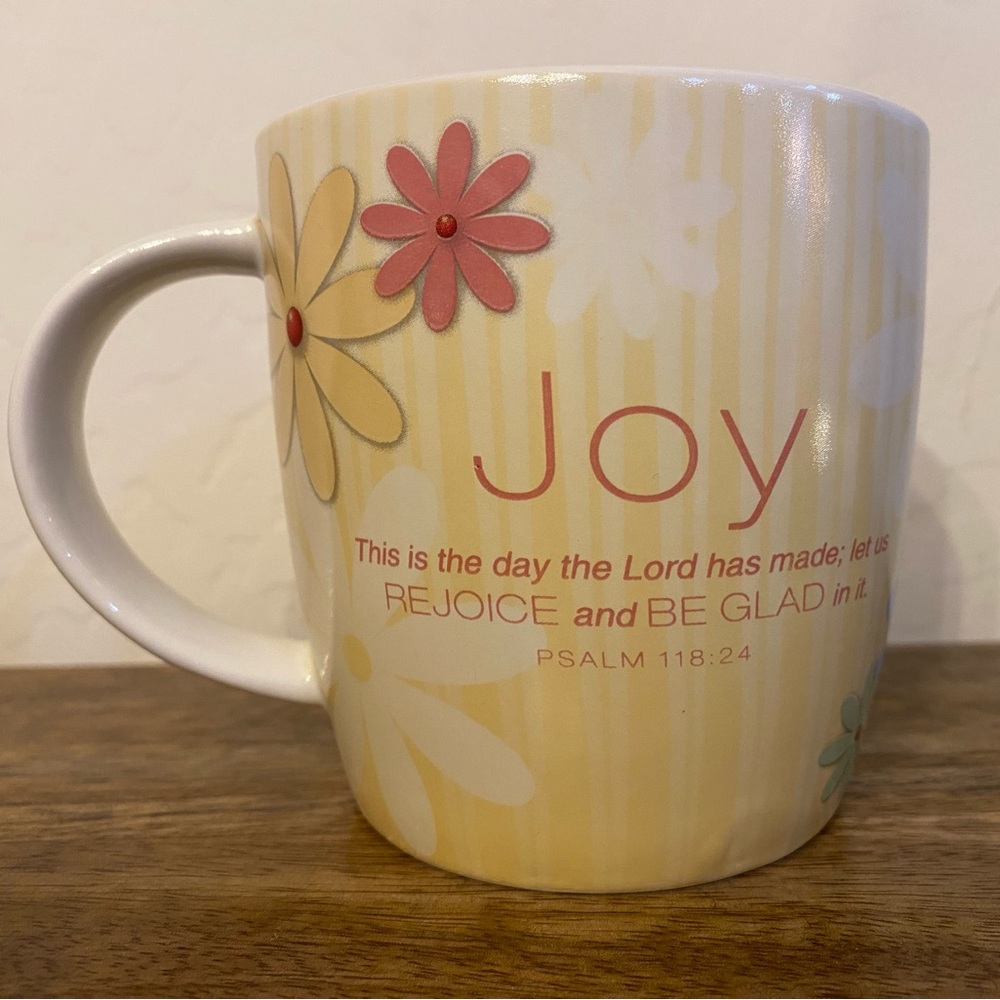 Lighthouse Christian Products - Joyful Floral Mug 
PSALM 118:24
